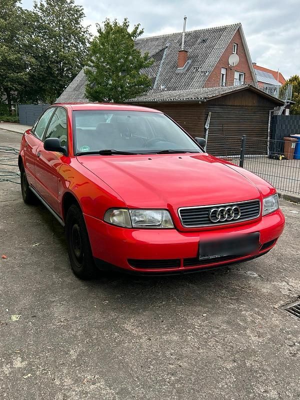 Rot Gebraucht 1996 Audi A4 Limousine | 900 € (Fairer Preis) - Bild 1/4