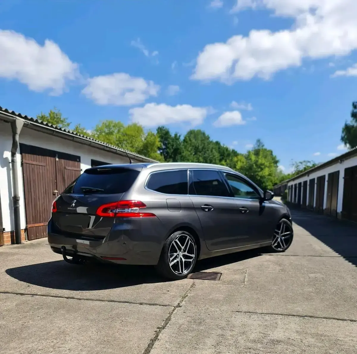 Gebraucht Peugeot 308 150 PS (110 kW) 2017 Grau Kombi