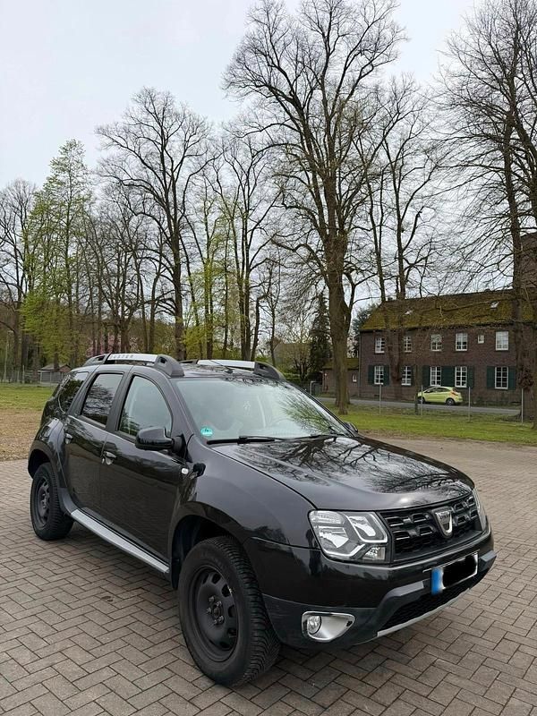 Gebraucht Dacia Duster 114 PS (83 kW) 2017 Schwarz SUV