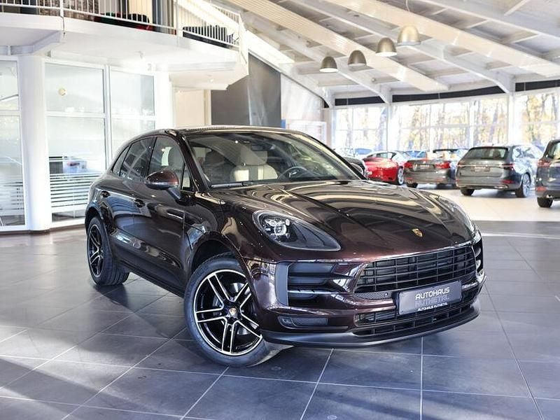 Braun Gebraucht 2020 Porsche Macan SUV | 46.980 € - Bild 1/4