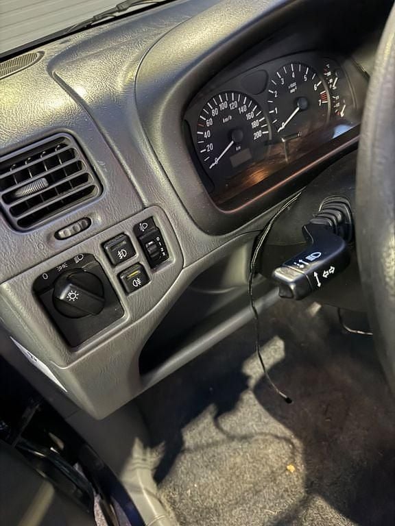 Gebraucht Opel Agila Comfort 75 PS (55 kW) 2001 Blau Van / Kleinbus