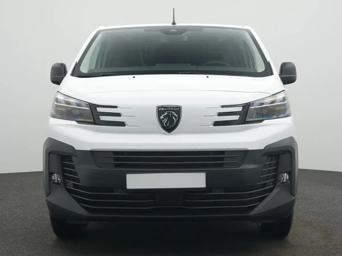Gebraucht Peugeot Expert 120 PS (88 kW) 2025 Kaolinweiß Van
