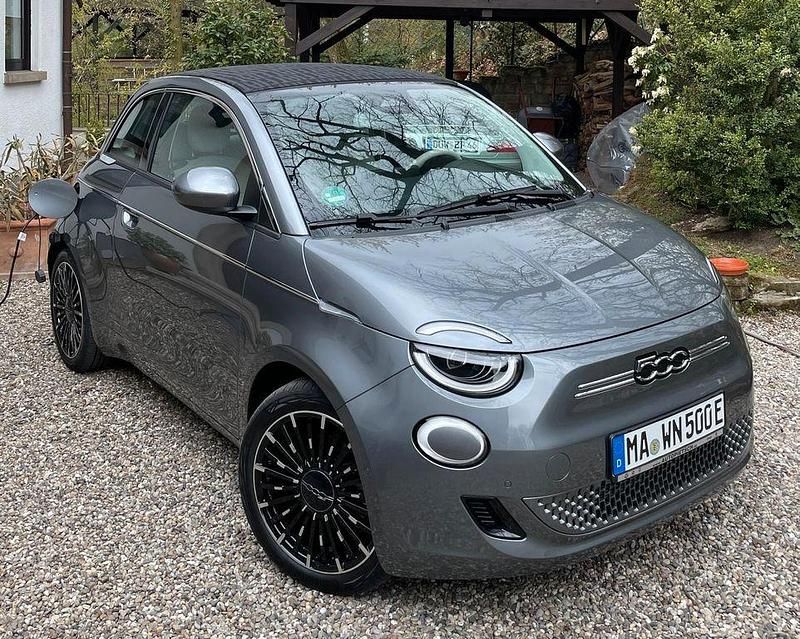 Gebraucht Fiat 500e La Prima 86 kW (118 PS) 2021 Grau Cabrio