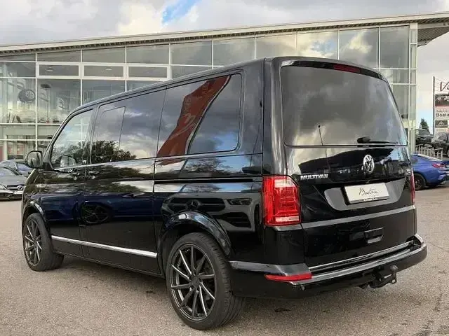 Używany VW Multivan Generation Six 110 KM (80 kW) 2016 Czarny Minivan