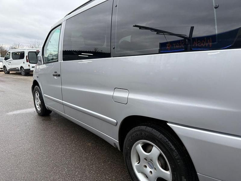 Gebraucht Mercedes Vito 102 PS (75 kW) 2003 Silber Van