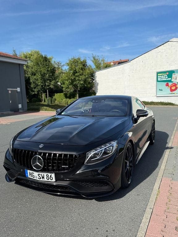 Schwarz Gebraucht 2017 Mercedes S63 AMG AMG Coupé | 69.900 € (Superpreis) - Bild 1/4