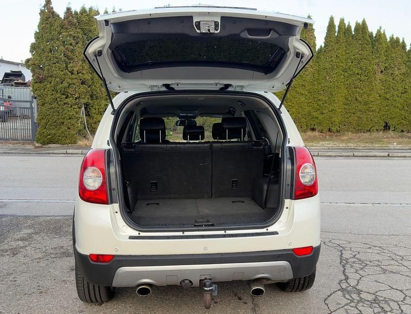 Gebraucht Chevrolet Captiva LTZ 184 PS (135 kW) 2012 Weiß SUV
