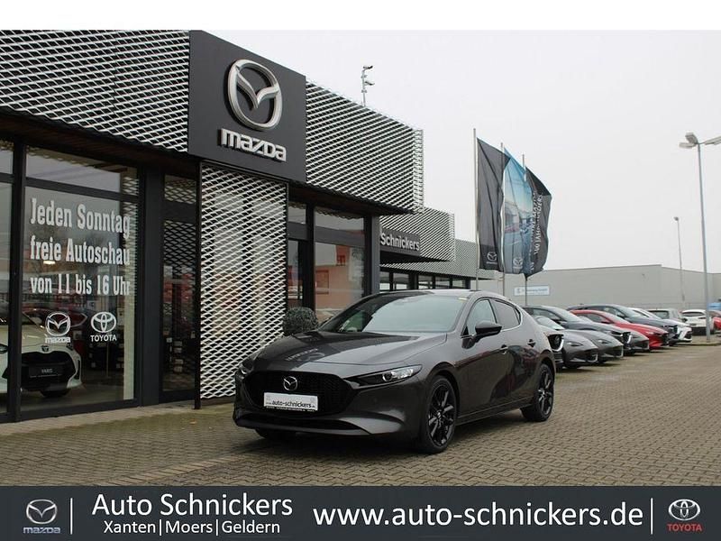 Grau Gebraucht 2022 Mazda 3 Homura-Line Limousine | 22.490 € (Fairer Preis) - Bild 1/4