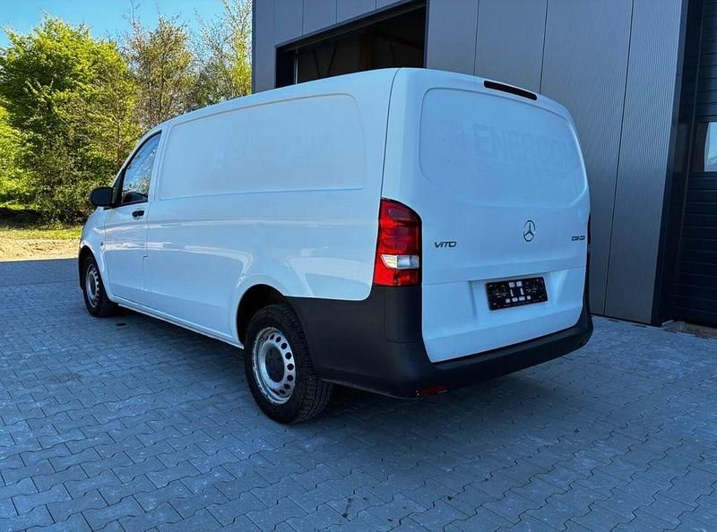 Gebraucht Mercedes Vito 88 PS (64 kW) 2018 Weiß Van