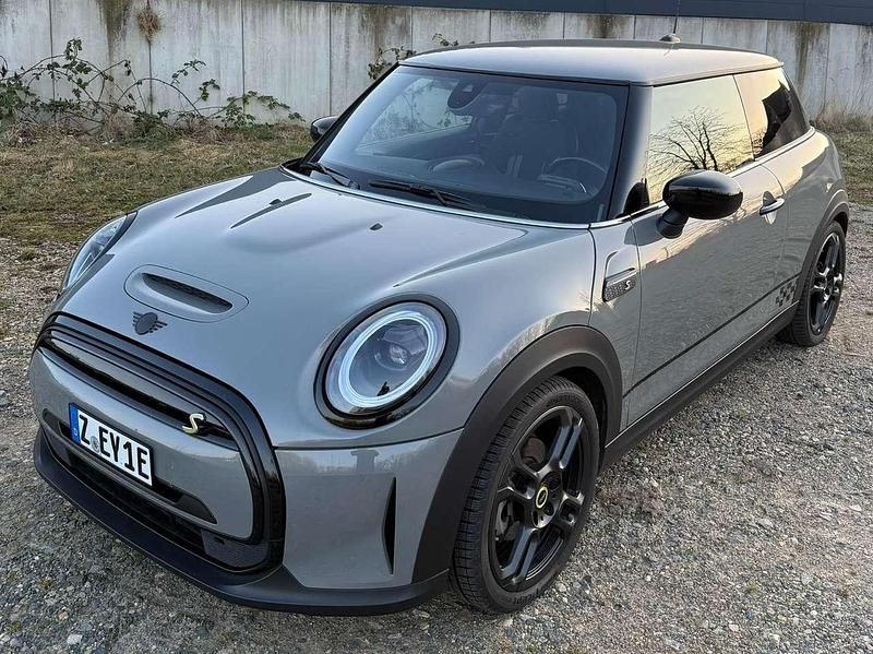Gebraucht Mini Cooper SE Classic 135 kW (184 PS) 2022 Grau Kleinwagen