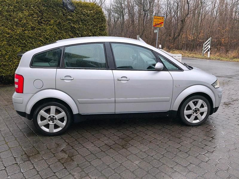 Gebraucht Audi A2 75 PS (55 kW) 2000 Silber Kleinwagen