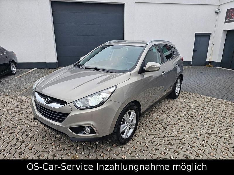 Beige Gebraucht 2010 Hyundai ix35 Premium SUV | 6.999 € (Fairer Preis) - Bild 1/4