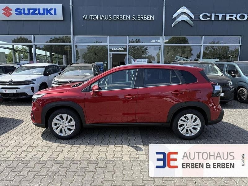 Rot Neu 2025 Suzuki SX4 S-Cross Comfort SUV | 28.990 € (Etwas zu teuer) - Bild 1/4