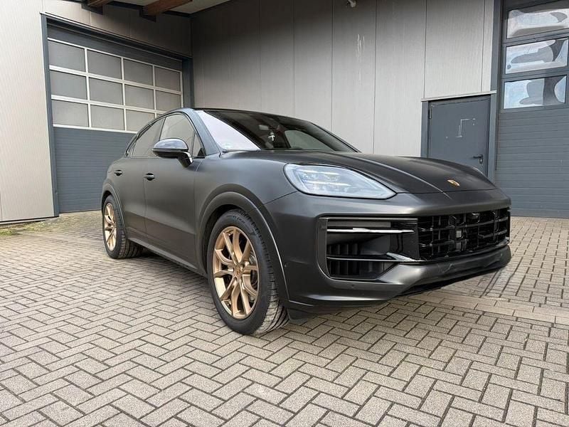 Gebraucht Porsche Cayenne 475 PS (349 kW) 2023 Schwarz SUV