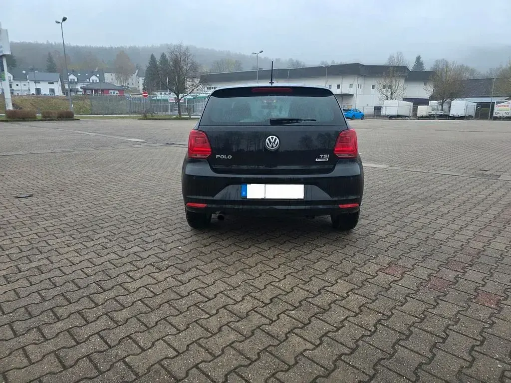 Second-hand VW Polo Comfortline 90 CP (66 kW) 2014 Negru Hatchback