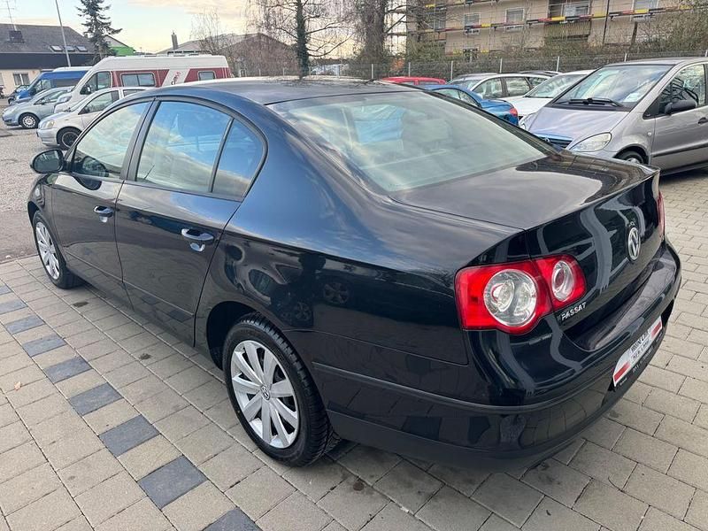 Gebraucht VW Passat Trendline 105 PS (77 kW) 2006 Schwarz Limousine