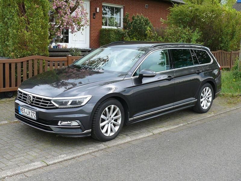 Gebraucht VW Passat R-line 190 PS (139 kW) 2017 Grau Kombi