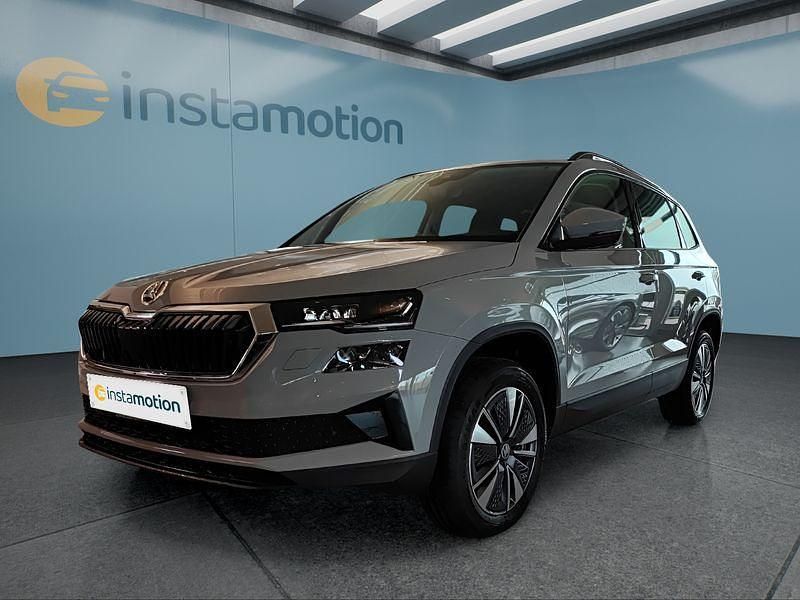Grau Gebraucht 2024 Skoda Karoq Selection SUV | 43.449 € - Bild 1/4