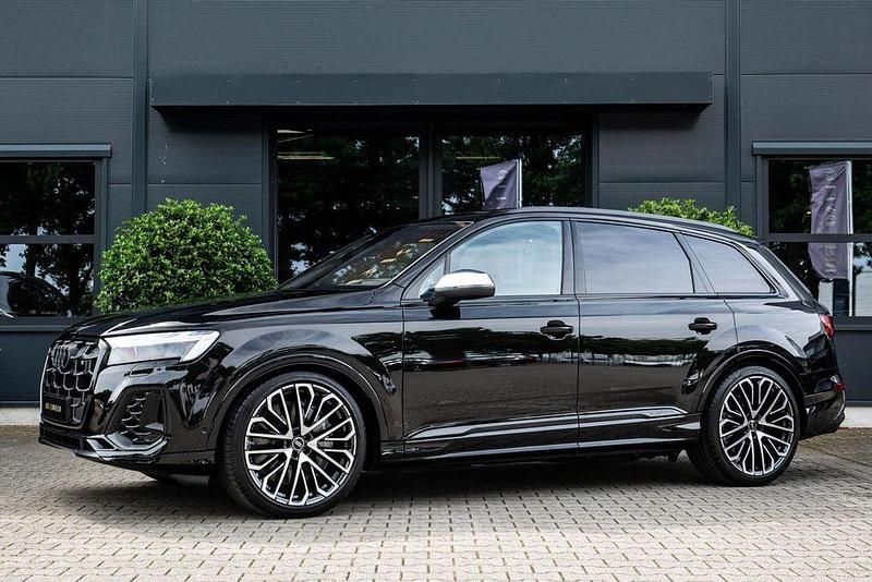 Neu Audi SQ7 Advanced 507 PS (372 kW) 2025 Schwarz SUV