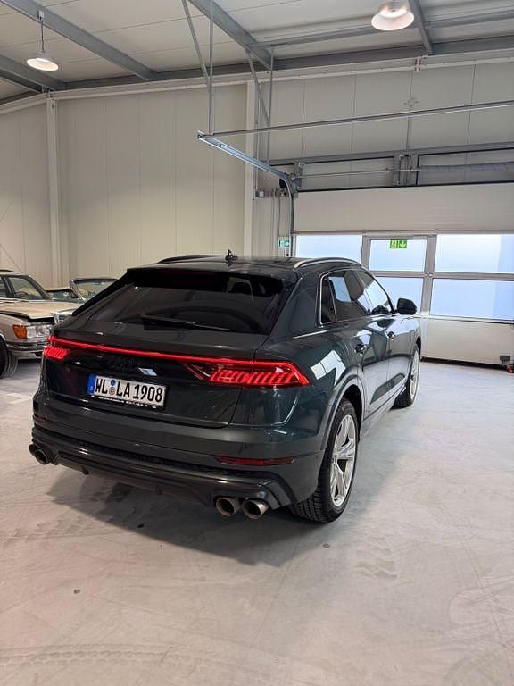 Gebraucht Audi SQ8 Ambiente 507 PS (372 kW) 2021 Grün SUV