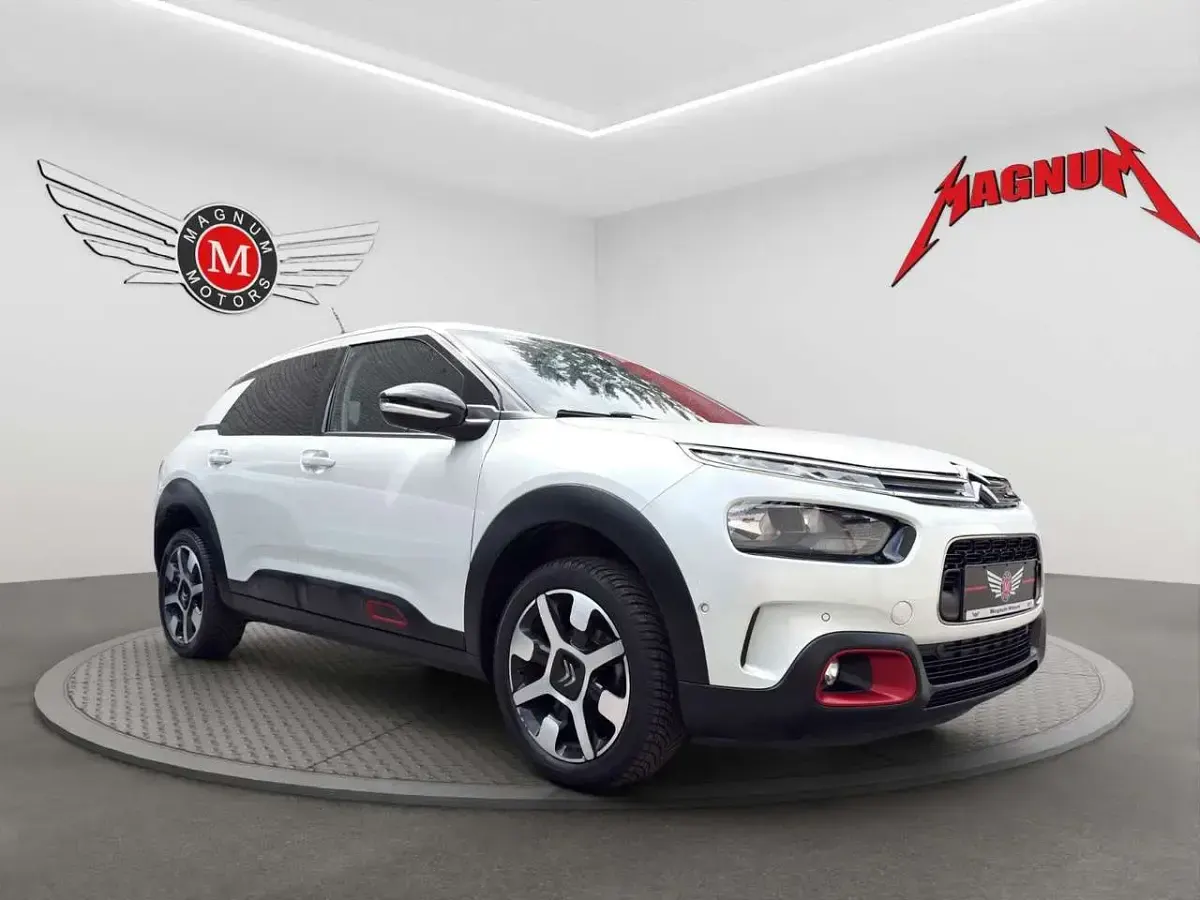 Gebraucht Citroën C4 Shine 110 PS (80 kW) 2019 Blanc perle SUV