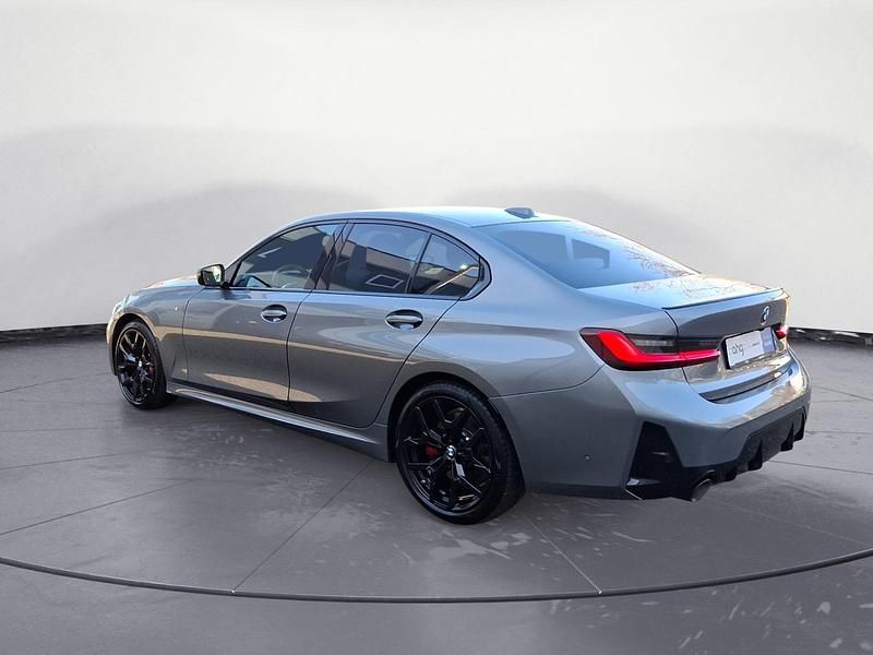 Gebraucht BMW 330 Performance 245 PS (180 kW) 2025 Grau Limousine