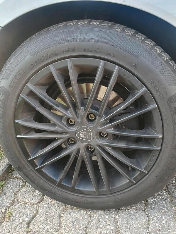 Gebraucht VW Passat 140 PS (102 kW) 2012 Grau Kombi