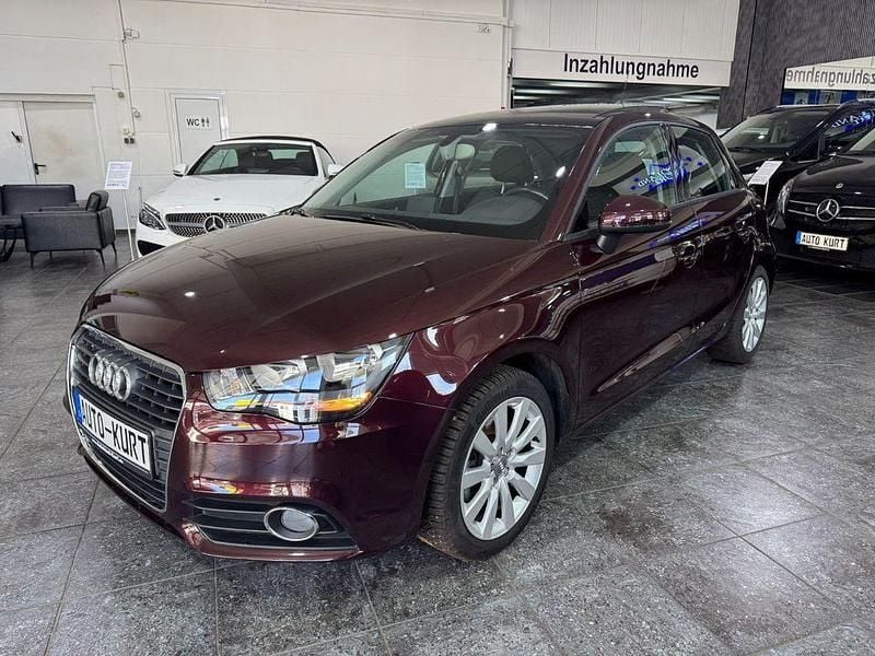 Usata Audi A1 Sportback Attraction 105 CV (77 kW) 2012 Rosso Utilitaria