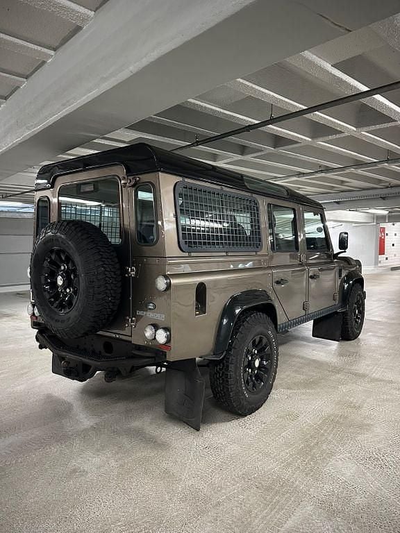 Gebraucht Land Rover Defender 122 PS (89 kW) 2014 Braun Kombi