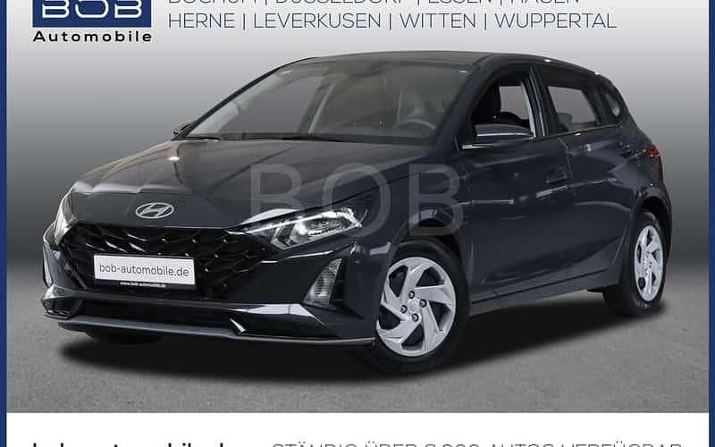 Grau Gebraucht 2025 Hyundai i20 Select Limousine | 18.390 € (Guter Preis) - Bild 1/4