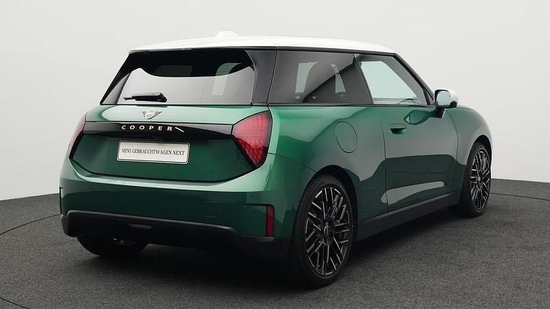 Gebraucht Mini Cooper 135 kW (184 PS) 2024 Grün Kleinwagen