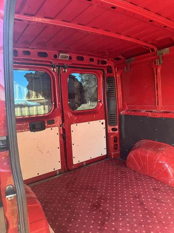 Gebraucht Fiat Ducato 101 PS (74 kW) 2010 Rot Van