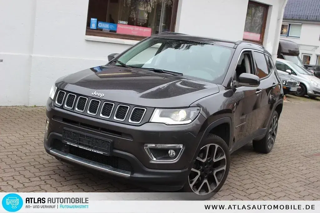 Usado Jeep Compass 170 HP (125 kW) 2019 Cinzento SUV