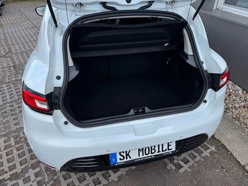Gebraucht Renault Clio IV Bose Edition 118 PS (86 kW) 2017 Weiß Limousine