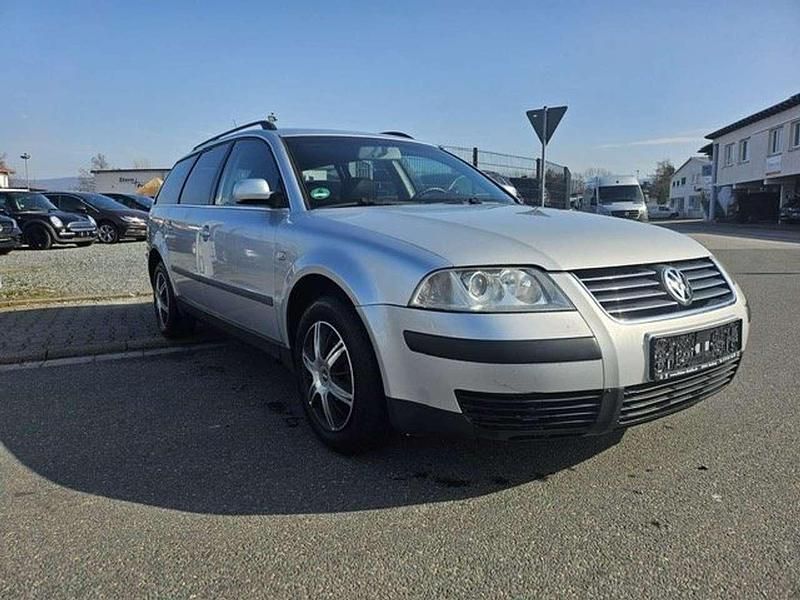 Gebraucht VW Passat Highline 131 PS (96 kW) 2002 Silber Kombi