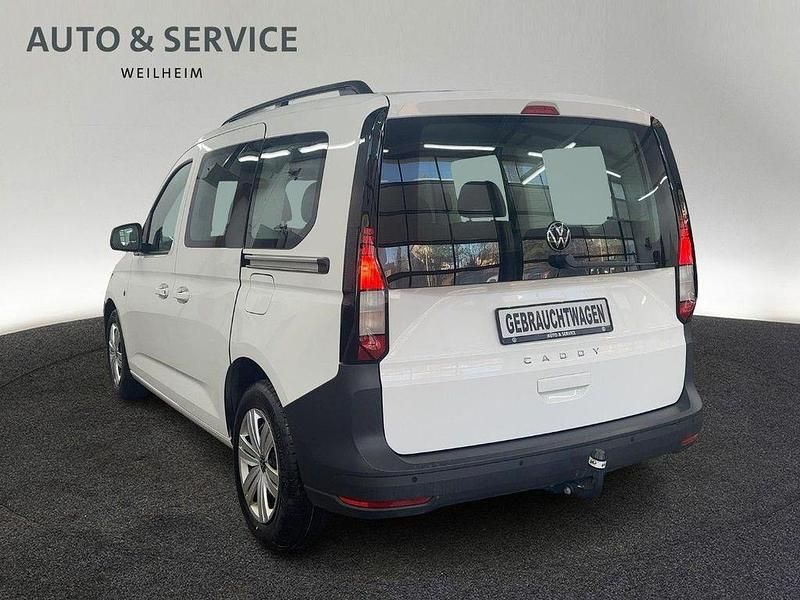 Gebraucht VW Caddy Basis 114 PS (83 kW) 2023 Weiß Van / Kleinbus