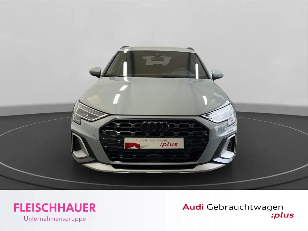 Gebraucht Audi A3 S-Line 150 PS (110 kW) 2025 Schwarz Limousine
