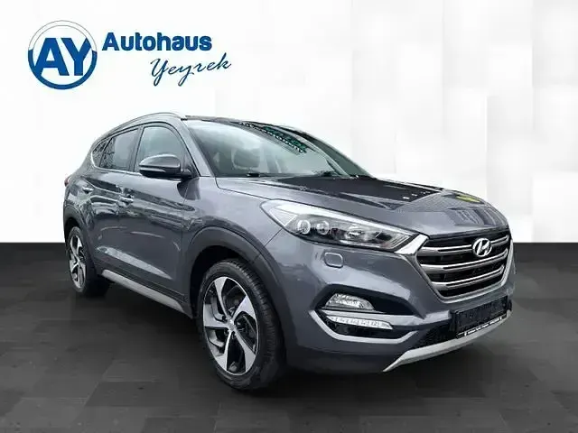 Gebraucht Hyundai Tucson Style 177 PS (130 kW) 2018 Grau SUV