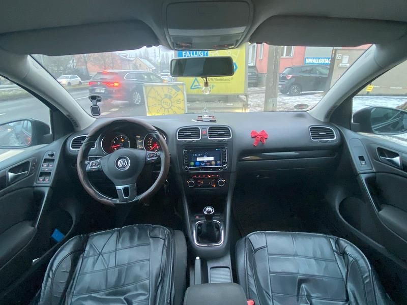 Gebraucht VW Golf 105 PS (77 kW) 2010 Schwarz Coupé