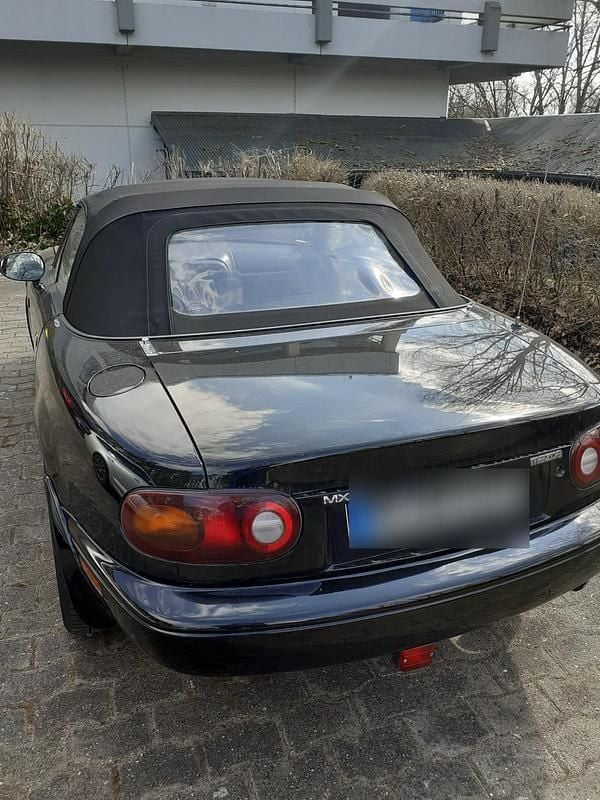 Gebraucht Mazda MX5 90 PS (66 kW) 1995 Schwarz Cabrio