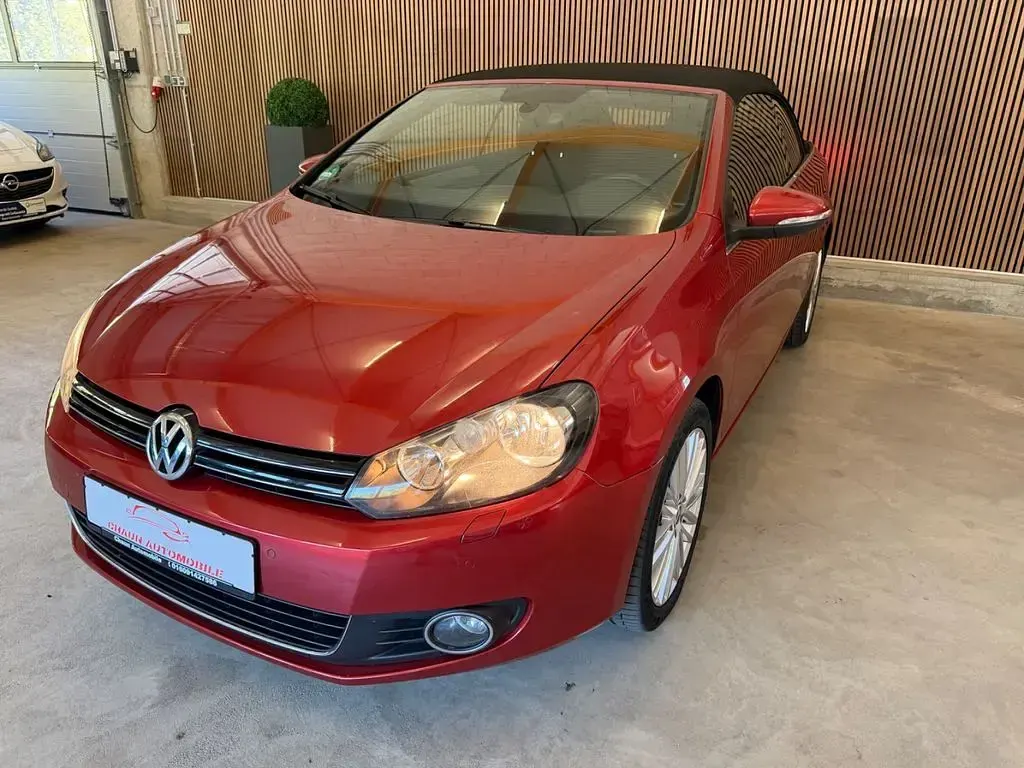 Gebraucht VW Golf Cabriolet Cup 105 PS (77 kW) 2015 Rot Cabrio