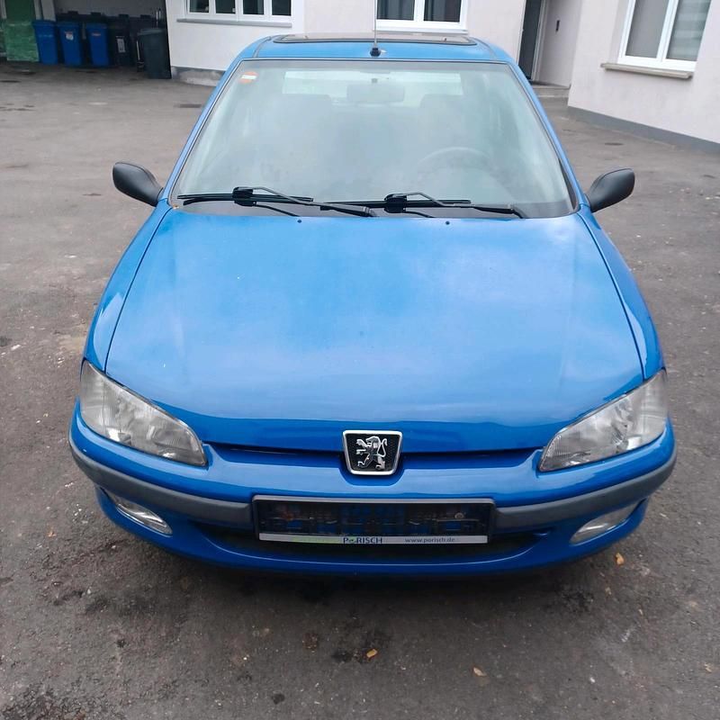 Blau Gebraucht 1998 Peugeot 106 Kleinwagen | 1.750 € - Bild 1/4
