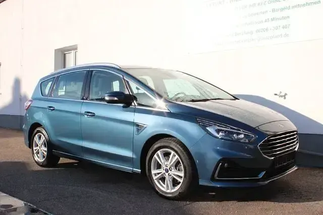 Używany Ford S-MAX Titanium 150 KM (110 kW) 2022 Niebieski Minivan