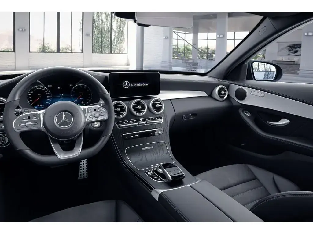 Gebraucht Mercedes 300 AMG 194 PS (142 kW) 2021 Blau brillantblau (metallic) Kombi