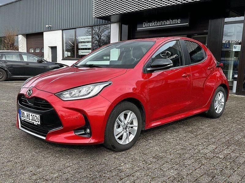 Formal red Gebraucht 2024 Mazda 2 Comfort Kleinwagen | 19.990 € (Guter Preis) - Bild 1/4