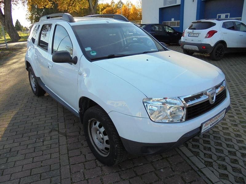 Weiß Gebraucht 2012 Dacia Duster Ice SUV | 5.480 € (Fairer Preis) - Bild 1/4