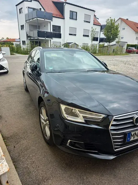 Gebraucht Audi A4 Sport 190 PS (139 kW) 2016 Schwarz Kombi