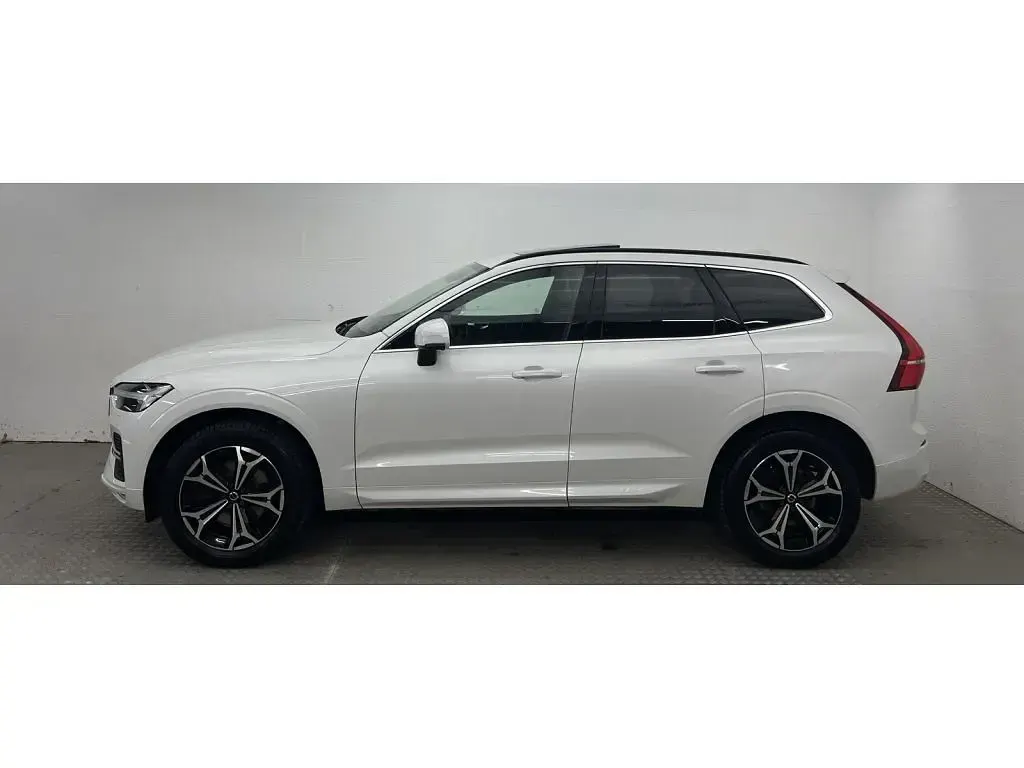 Gebraucht Volvo XC60 197 PS (144 kW) 2022 Crystal white (metallic) SUV