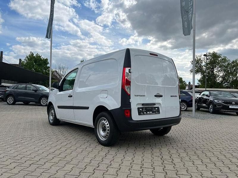 Gebraucht Renault Rapid 85 PS (62 kW) 2021 Weiss Limousine