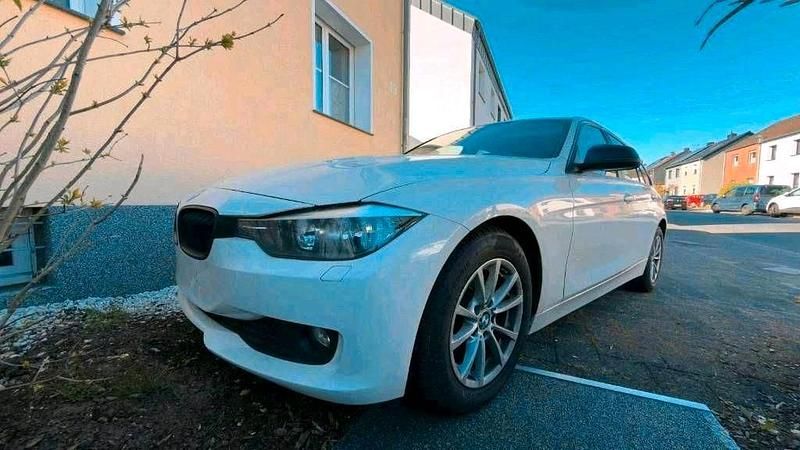 Gebraucht BMW 320 184 PS (135 kW) 2015 Weiß Kombi